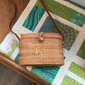 Straw purse